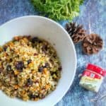 This rice cauliflower stuffing is a hit for those trying to make healthier choices during the holiday season. #whole30 #keto #glutenfree #paleo