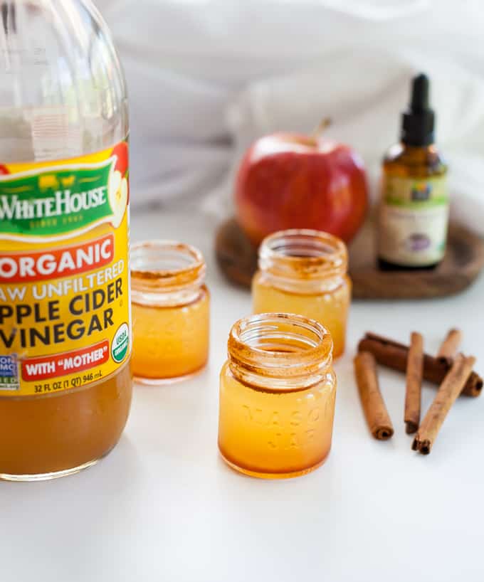 3 Apple cider vinegar shots with cinnamon and apple
