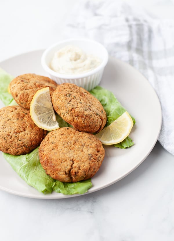 salmon cakes in air fryer